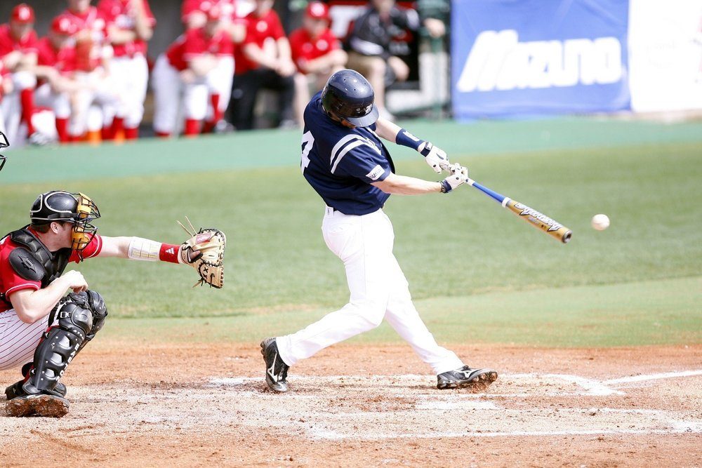 プロ野球選手の髪型20選【2024最新】短髪〜パーマの頼み方＆セットまで紹介！